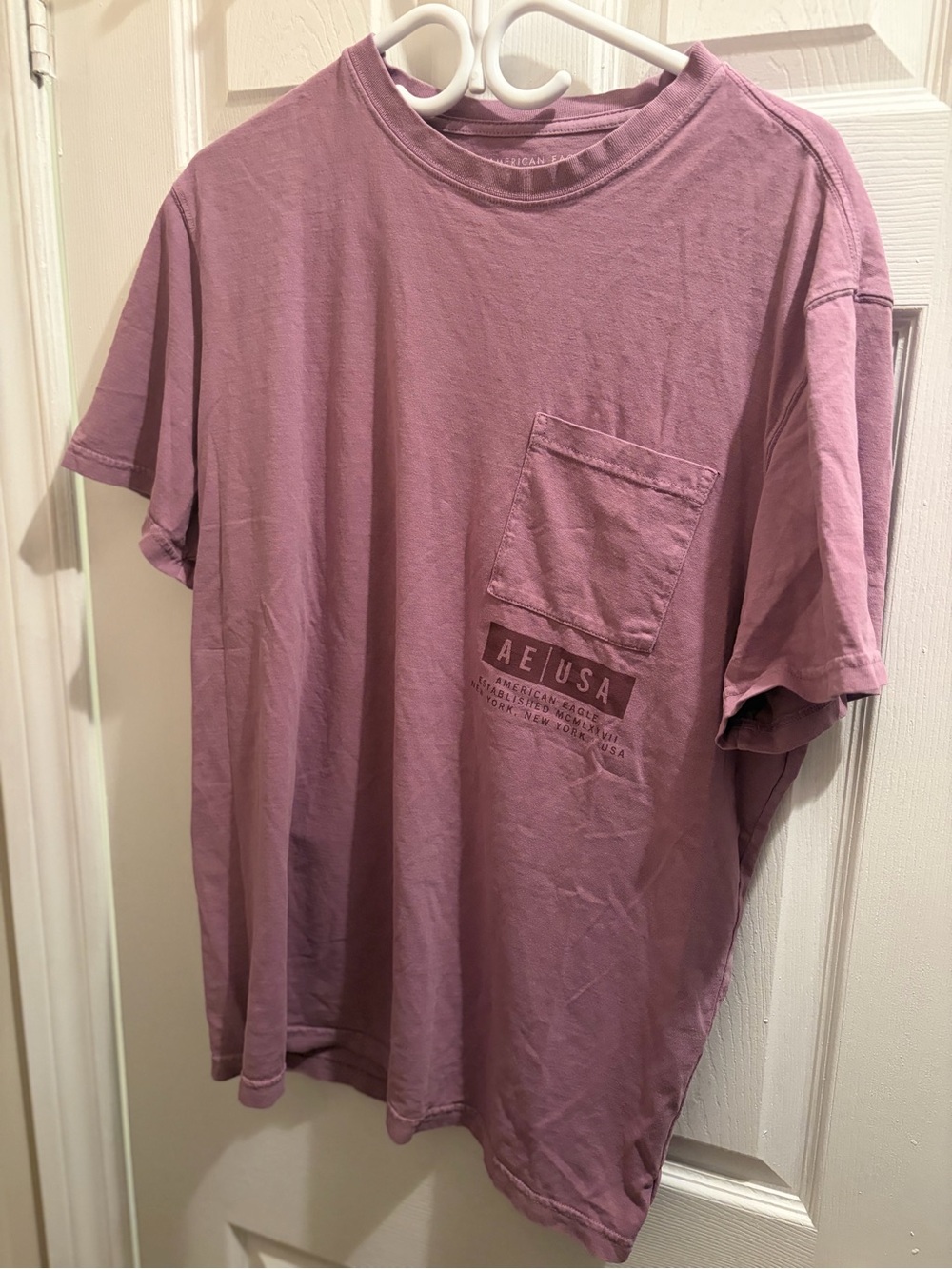 American Eagle Outfitters Mauve Short Sleeve Pocket Tee